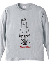 クマが自転車に乗っているTシャツ