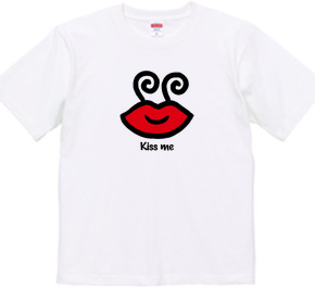 Kiss Me T-shirts