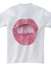 Lips Fall in love