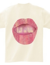 Lips Fall in love