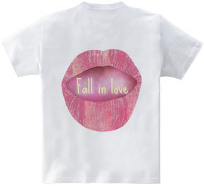 Lips Fall in love