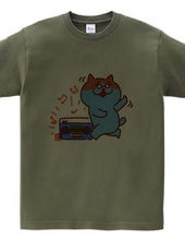 猫とラジカセのTシャツ