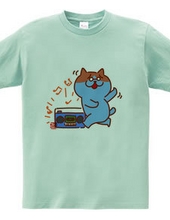 猫とラジカセのTシャツ